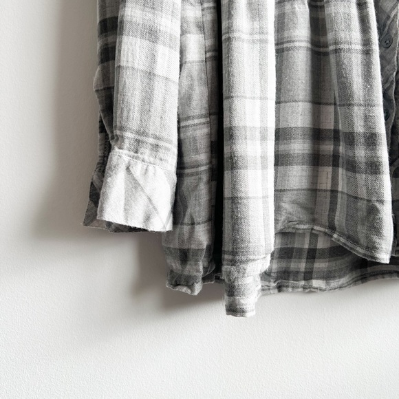 Dex Plaid Flannel Shirt - Picture 5 of 9